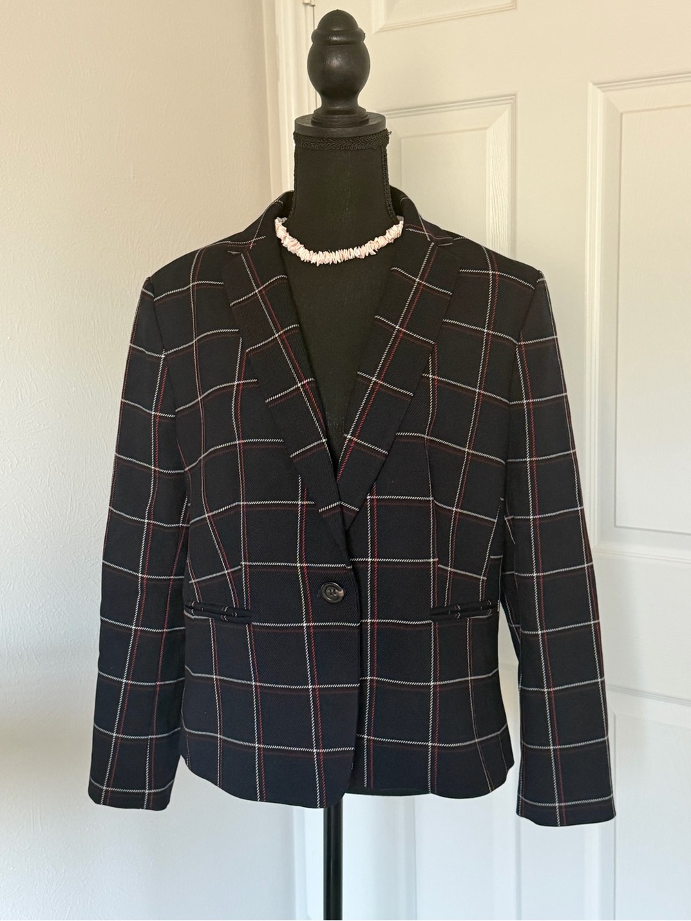 Ann Taylor Navy and Red Checkered Blazer